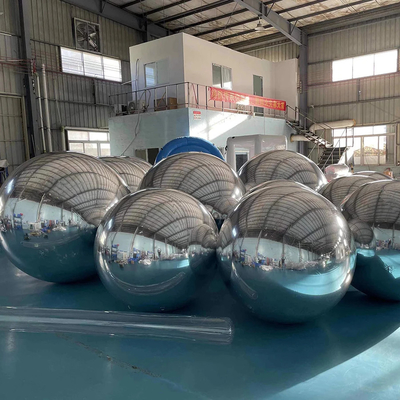 Más reciente colgando inflables de espejo esfera espejo globo espejo gigante esfera espejo sellado oro / bola de plata gran bola brillante para la decoración