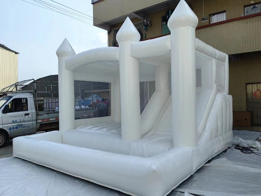 Casa de salto comercial de PVC Castillo inflable con tobogán para niños