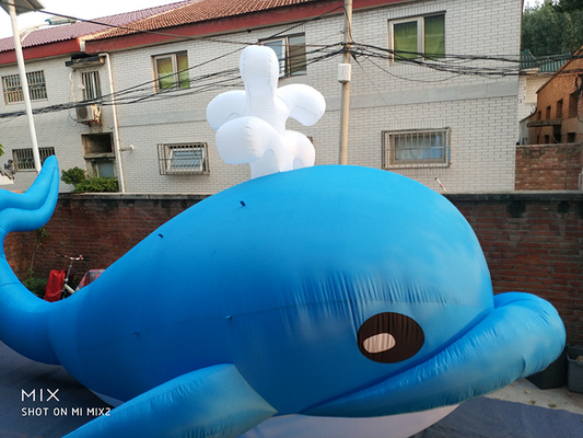 Cartoon de publicidad personajes inflables tiburón ballena delfín inflable para niños juego evento