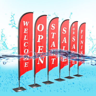 Banderas de publicidad en el exterior con promociones personalizadas de cuchillo tipo lágrima bandera de Bali bandera de la playa de arco con base de corsos