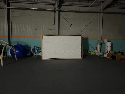 Pantallas de cine inflables herméticas de PVC para fiestas de fiesta adecuadas para familias o fiestas al aire libre